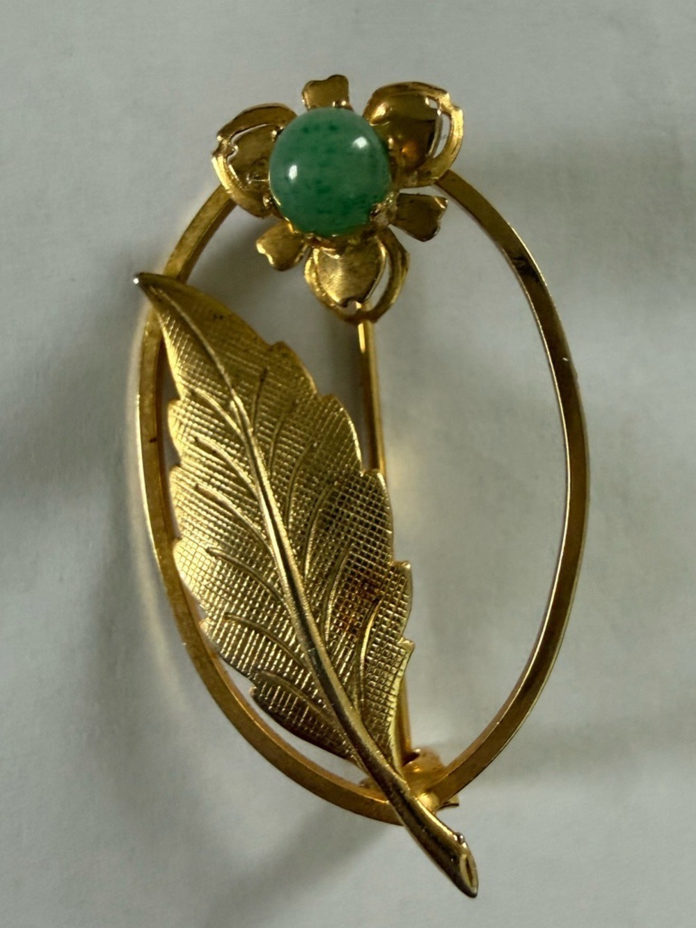 Jadeite Gold Tone  Flower Brooch Mid Century Modern Estate Ornate Collectible
